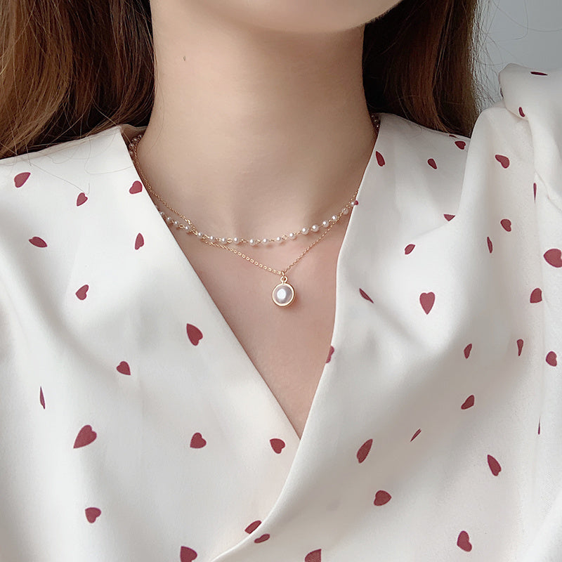 Fashionable Pearl Necklace