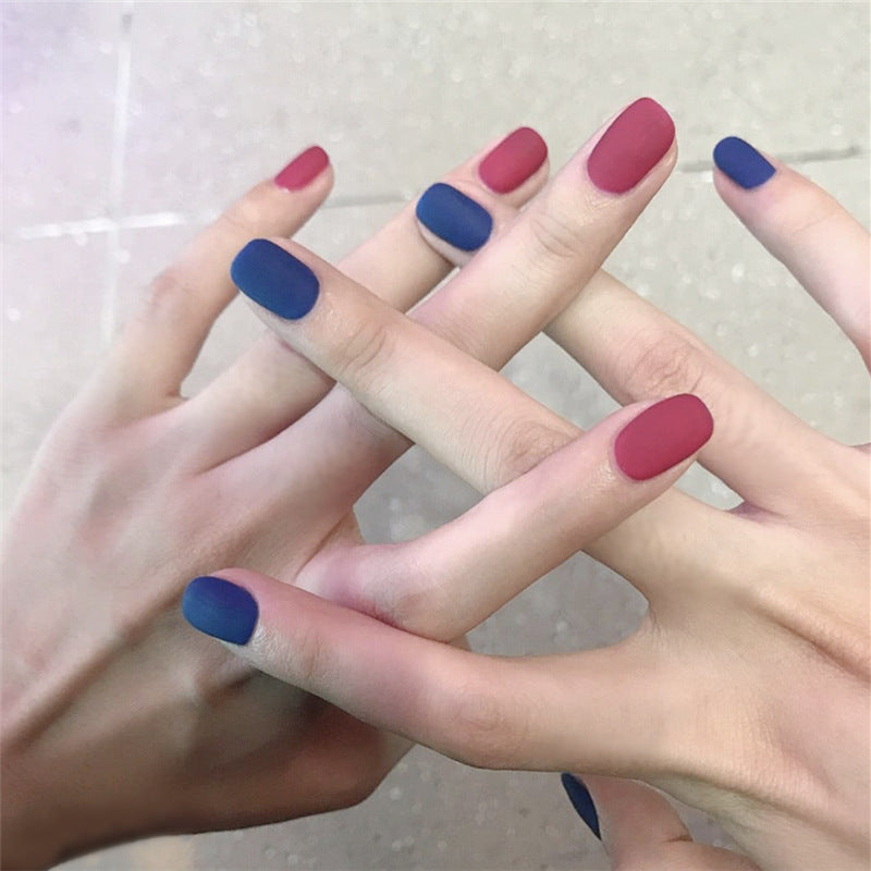 Fashionable Blue and Graffiti Pattern Fake Nails