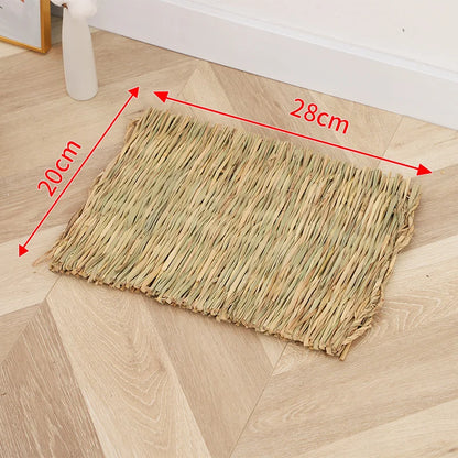 Straw Hand Woven Breathable Rabbit Grass Mat Four Season Hamster Guinea Pig Dutch Pig Foot Mat Rabbit Grass Nest Pet Supplies
