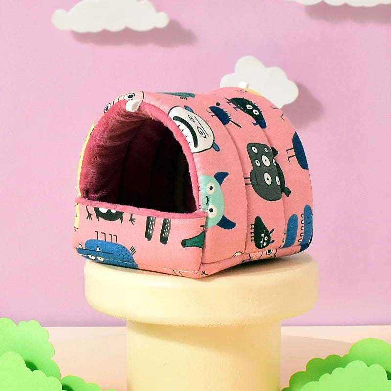 Cute Cartoon Rabbit Squirrel Mini Cage Guinea Pig Nest Small Animal Mice Rat Pet Sleeping Bed Hamster House Winter Warm Soft Mat