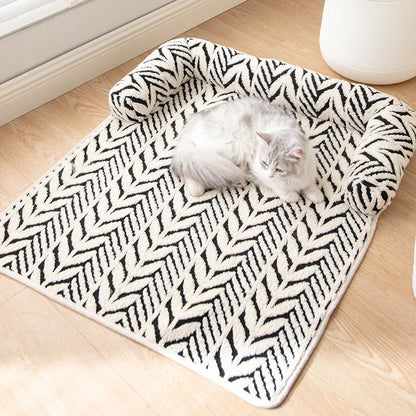 New Pet Mat-Original & Thickened Non-Slip Plush Pet Mat, Warm Sofa Style Dog & Cat Bed, Nordic Pet Accessories for Home
