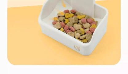 Large-capacity Rabbit Food Bowl with Secure Base Durable and Bite-resistant