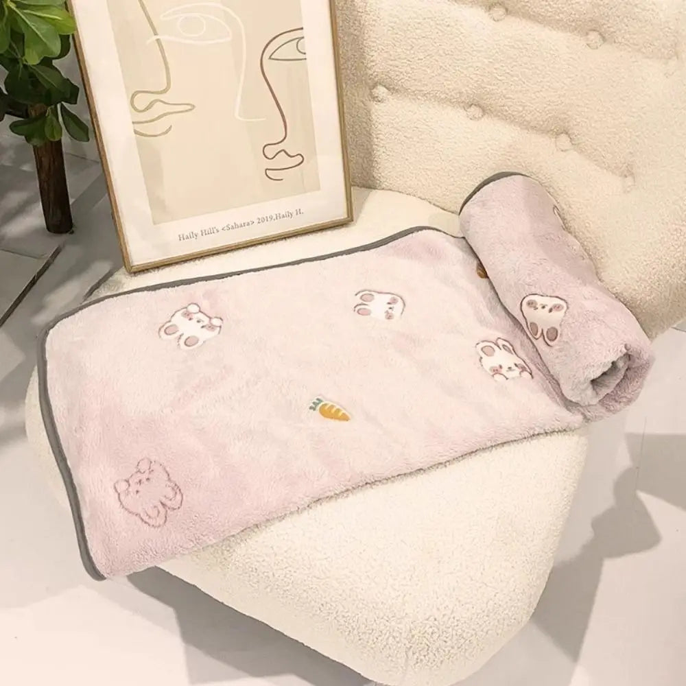 Pet Comfortable Blanket Cute Pattern Dogs Bed Blanket Warm Breathable Warm Cat Blanket Velvet Comfortable Puppy Sleep Mat Autumn