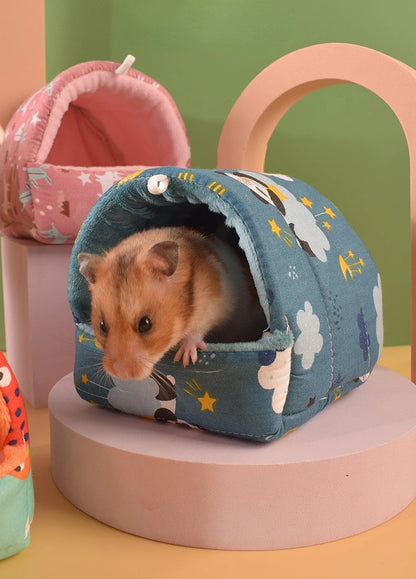 Cute Cartoon Rabbit Squirrel Mini Cage Guinea Pig Nest Small Animal Mice Rat Pet Sleeping Bed Hamster House Winter Warm Soft Mat