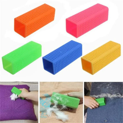 Pet Hair Removal Brush Pet Silicone Hollow Rubber Cleaning Brush Supplies Animal Brush Dog Cat Hair Removal Effective Pet Hair