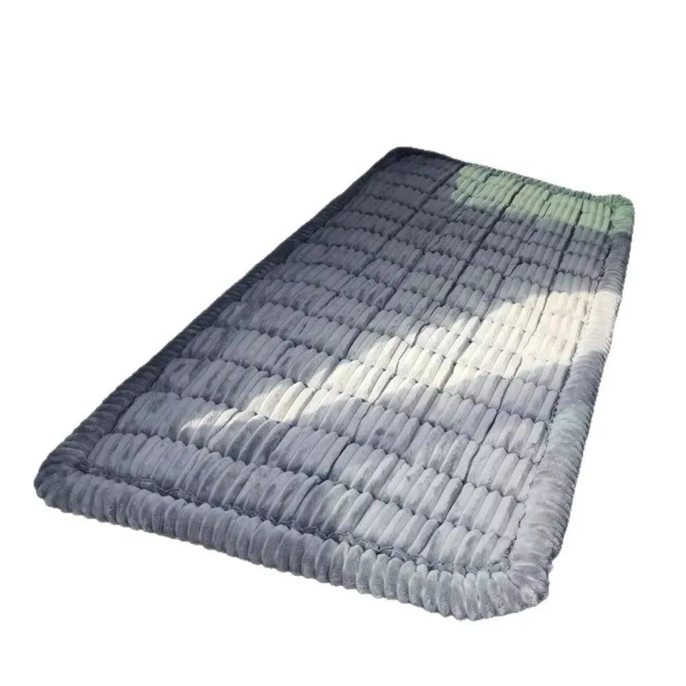 New Durable High Quality Multi-Purpose Backseat Pet Bed Mat  Thick Breathable Plaid Dog Bed Washable Dog Car Seat Cover