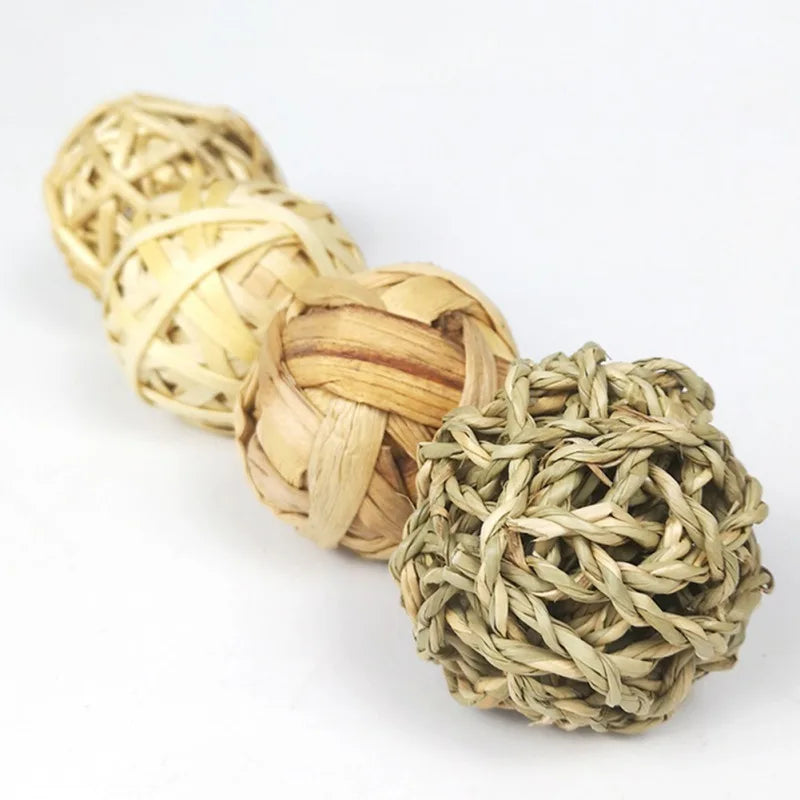 5PCS Rabbit Grass Ball Chew Toys Bunny Teething Treats Toys for Small Animals Hamster Guinea Pig Gerbil