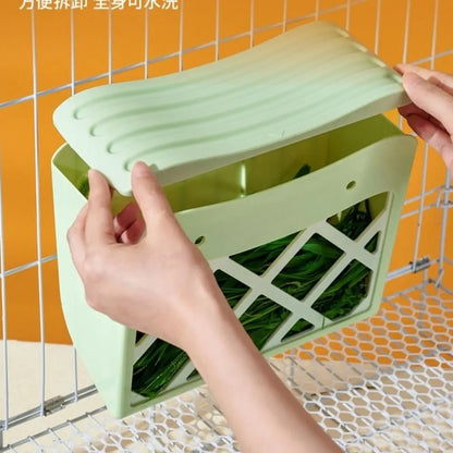 Hanging Rabbit Hay Feeder Anti-tipping Large Capacity Rabbit Grass Rack with Lid Fixed Bunny Food Feeder Hamster Cage