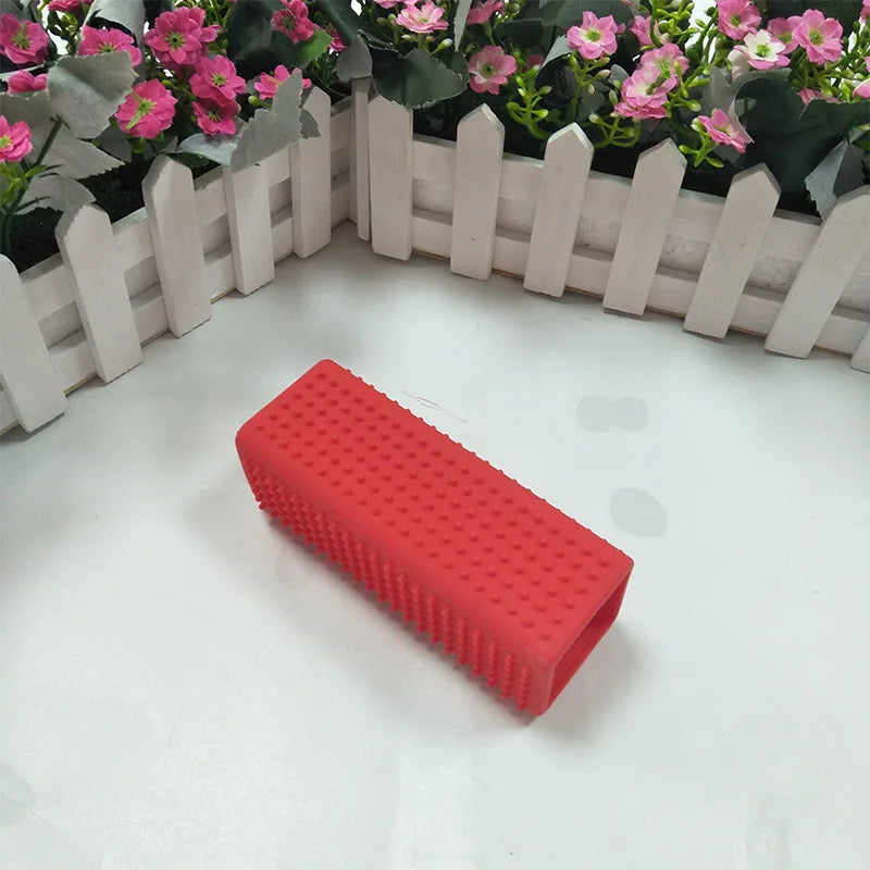 Pet Hair Removal Brush Pet Silicone Hollow Rubber Cleaning Brush Supplies Animal Brush Dog Cat Hair Removal Effective Pet Hair