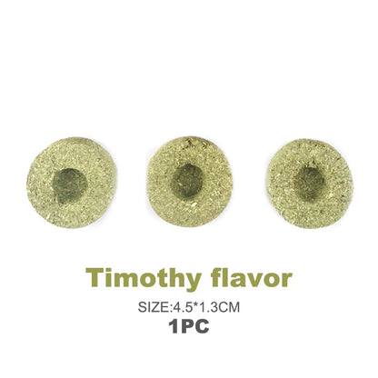 1pcs Small Pets Rabbit Grinding Teeth Cake Cookie Chew Teeth Grinding Treats Keep Clean Teeth Hamsters Guinea Bunny Squirrels