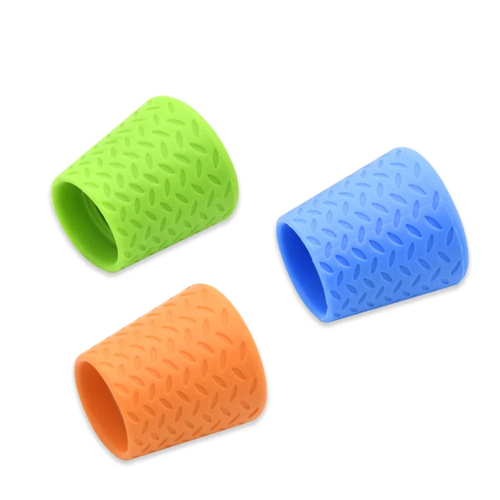 Pet Shower Silicone Portable Pet Shower Head Outdoor Cat and Dog Shower Cleaning Supplies Portable Universal Water Bottle