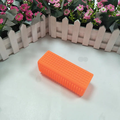 Pet Hair Removal Brush Pet Silicone Hollow Rubber Cleaning Brush Supplies Animal Brush Dog Cat Hair Removal Effective Pet Hair