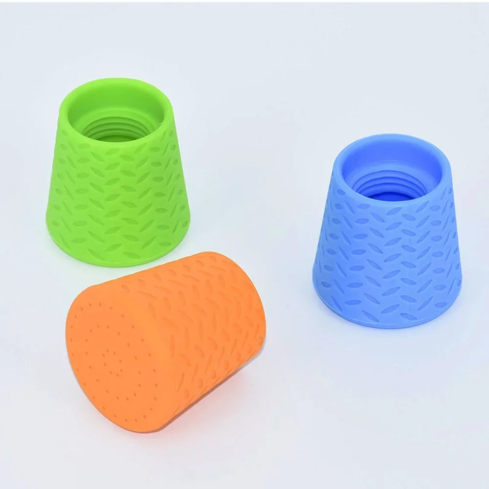 Pet Shower Silicone Portable Pet Shower Head Outdoor Cat and Dog Shower Cleaning Supplies Portable Universal Water Bottle