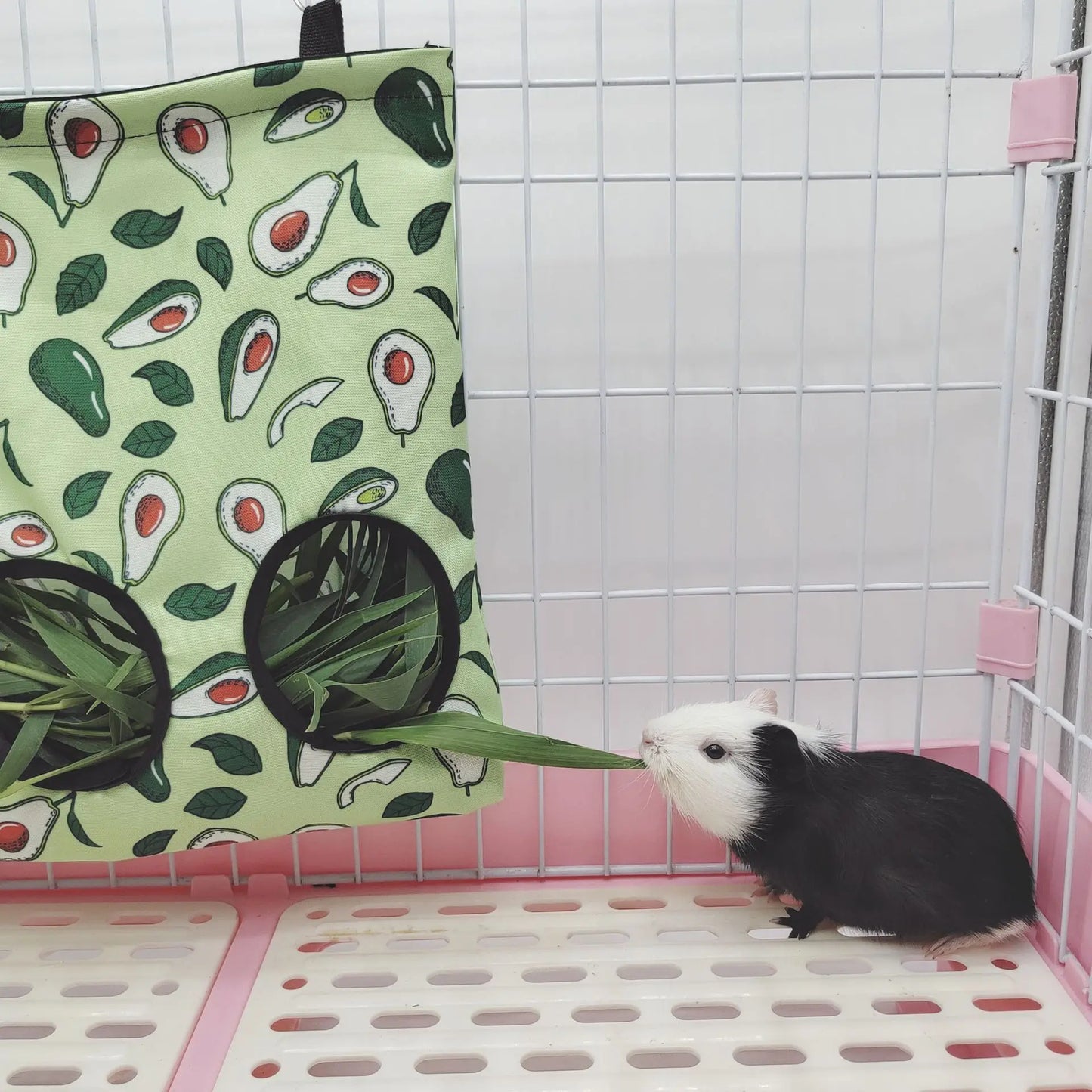 Rabbit Hay Bag Hay Dispenser For Guinea Pig Chinchilla Food House For Hay Guinea Pigs Feeder Hay Bag For Rabbits Pet Products