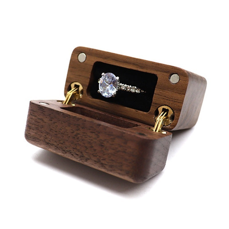 Walnut Magnet Ring Box
